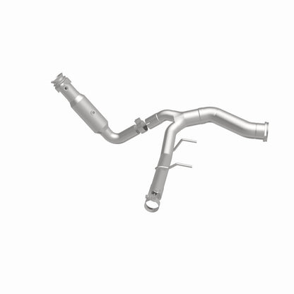 MagnaFlow Ford F-150 OEM Grade Federal / EPA Compliant Direct-Fit Catalytic Converter 21-521 360 Degree Image Set