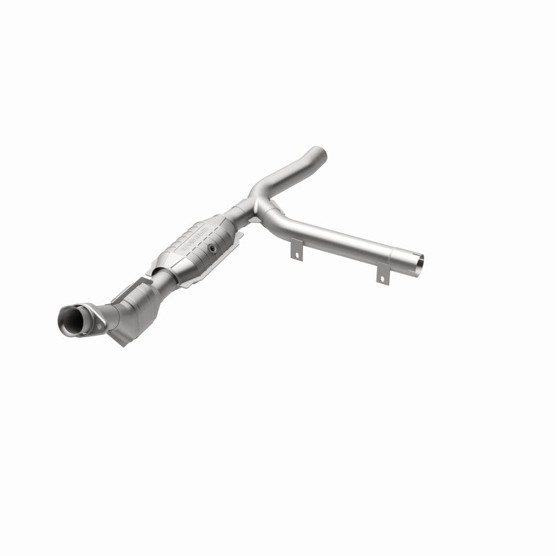 MagnaFlow Ford HM Grade Federal / EPA Compliant Direct-Fit Catalytic Converter 93122 360 Degree Image Set