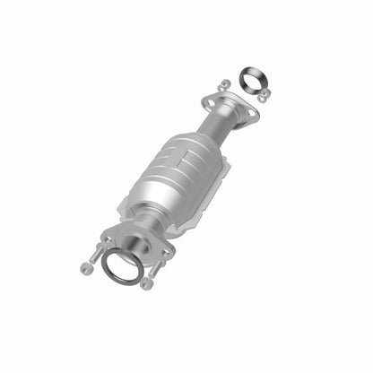 MagnaFlow Suzuki Aerio OEM Grade Federal / EPA Compliant Direct-Fit Catalytic Converter 51672 360 Degree Image Set
