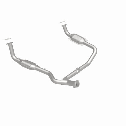 MagnaFlow Land Rover Range Rover HM Grade Federal / EPA Compliant Direct-Fit Catalytic Converter 93694 360 Degree Image Set