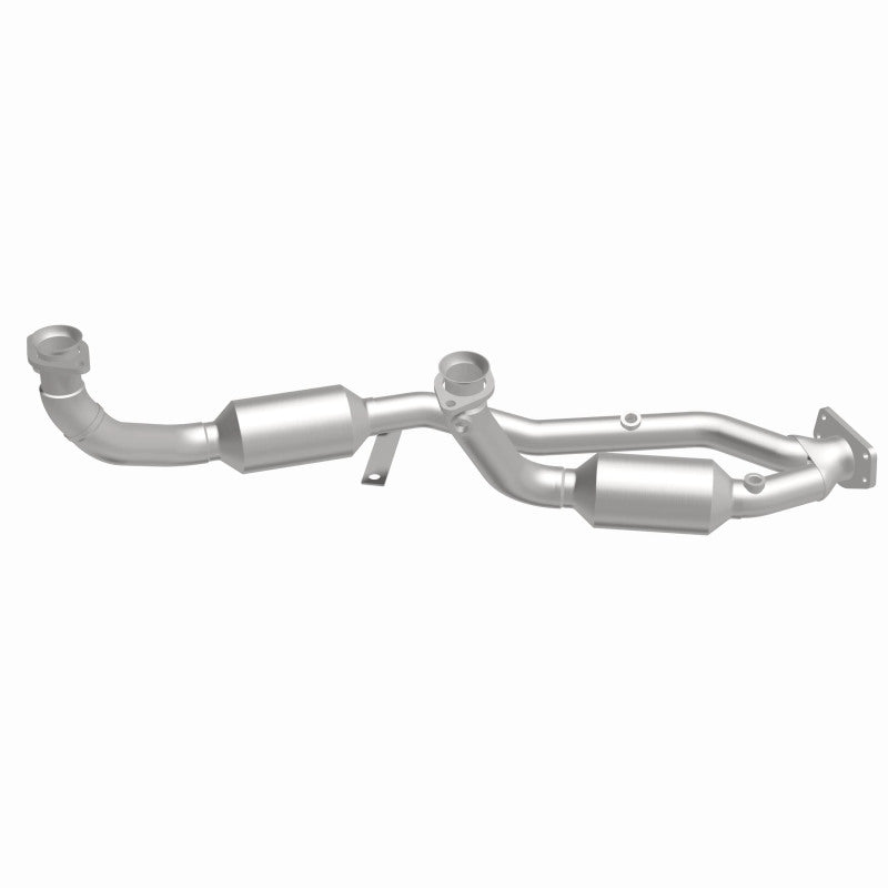 MagnaFlow Ford Windstar HM Grade Federal / EPA Compliant Direct-Fit Catalytic Converter 23542 360 Degree Image Set