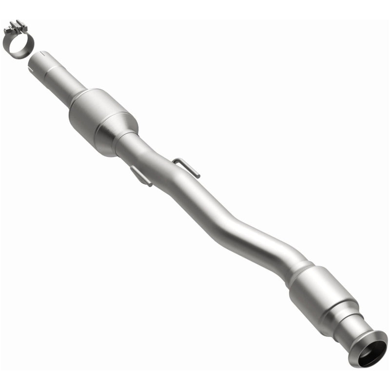 MagnaFlow Mini OEM Grade Federal / EPA Compliant Direct-Fit Catalytic Converter 49846 Photo - out of package