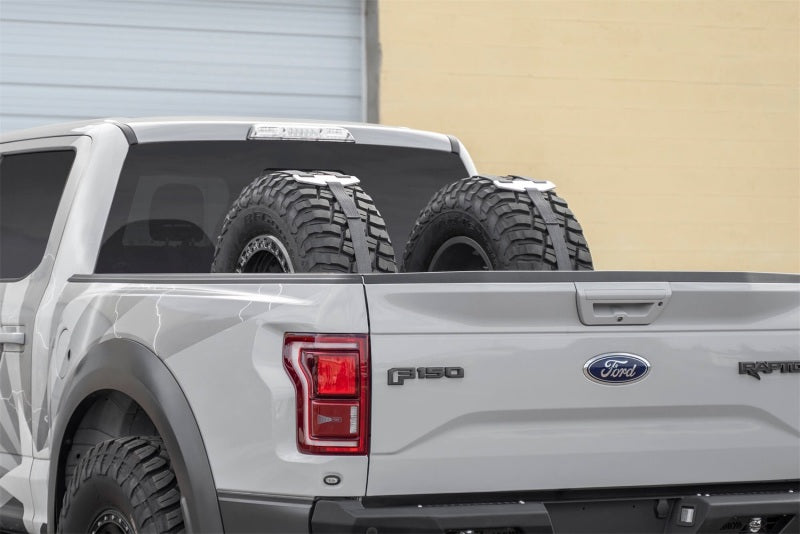 Addictive Desert Designs Universal Tire Carrier T99918NA01NA T99918NA01NA Photo - Mounted
