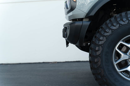 DV8 Offroad 21-23 Ford Bronco Capable Bumper Front License Plate Mount LPBR-04 LPBR-04 Photo - Unmounted