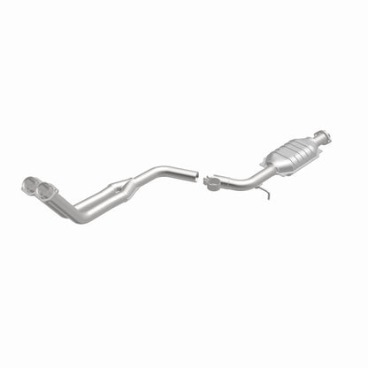 MagnaFlow Mercedes-Benz 190E Standard Grade Federal / EPA Compliant Direct-Fit Catalytic Converter 23846 360 Degree Image Set