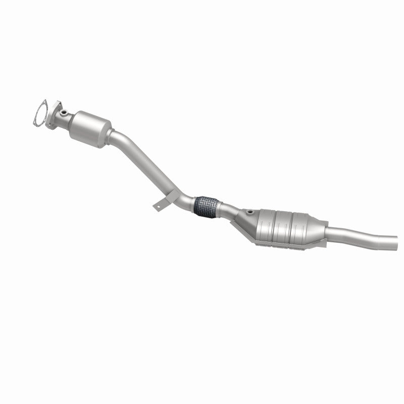 MagnaFlow OEM Grade Federal / EPA Compliant Direct-Fit Catalytic Converter 51589 360 Degree Image Set