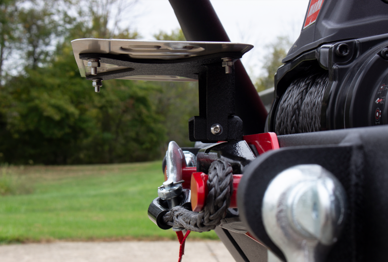 Fishbone Offroad 2018+ Jeep Wrangler JL - Black Aluminum Hawse Fairlead License Plate Mount FB21098 FB21098 Photo - lifestyle view