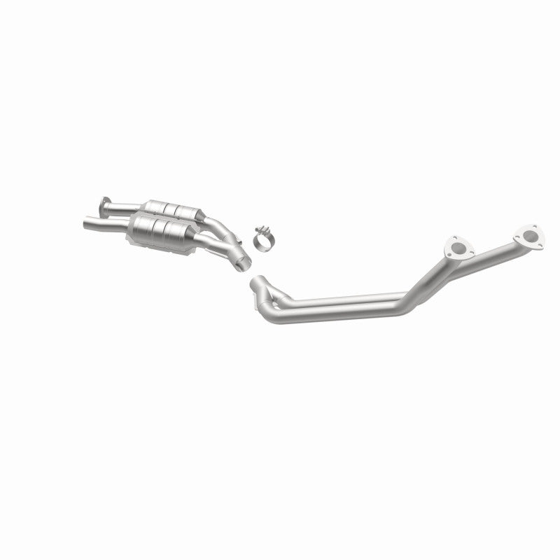 MagnaFlow BMW 525i Standard Grade Federal / EPA Compliant Direct-Fit Catalytic Converter 23808 360 Degree Image Set
