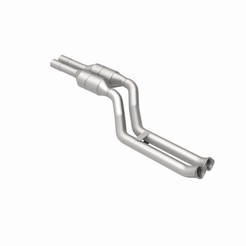 MagnaFlow BMW HM Grade Federal / EPA Compliant Direct-Fit Catalytic Converter 24510 360 Degree Image Set