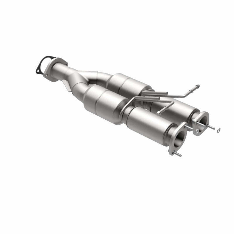 MagnaFlow Volvo XC90 OEM Grade Federal / EPA Compliant Direct-Fit Catalytic Converter 51850 360 Degree Image Set