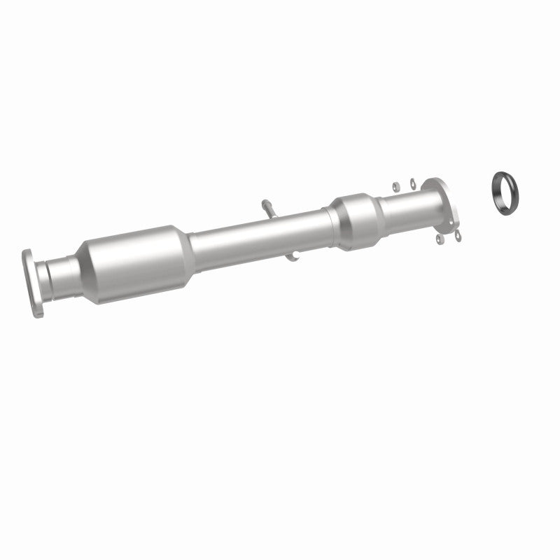 MagnaFlow Toyota Highlander OEM Grade Federal / EPA Compliant Direct-Fit Catalytic Converter 52534 360 Degree Image Set