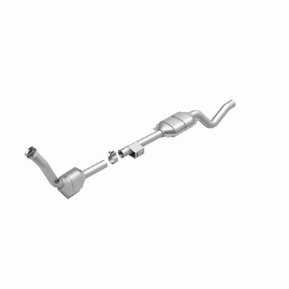 MagnaFlow Mercedes-Benz ML320 OEM Grade Federal / EPA Compliant Direct-Fit Catalytic Converter 51847 360 Degree Image Set