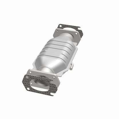 MagnaFlow Standard Grade Federal / EPA Compliant Direct-Fit Catalytic Converter 93940 360 Degree Image Set