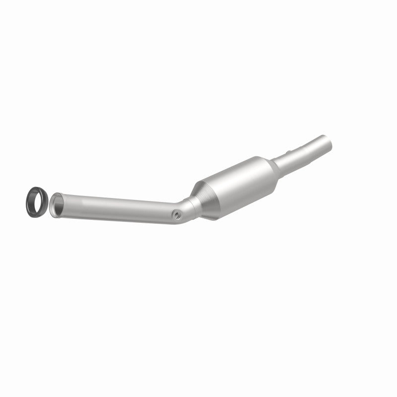 MagnaFlow OEM Grade Federal / EPA Compliant Direct-Fit Catalytic Converter 51821 360 Degree Image Set