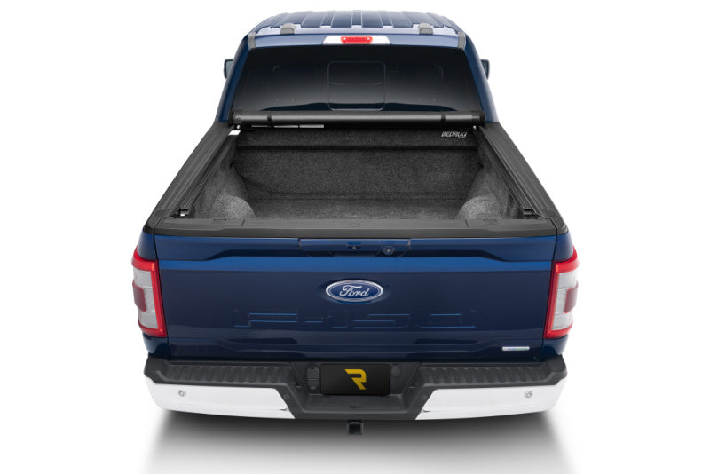 Truxedo Lo Pro 17-19 Ford F-250/F-350/F-450 Super Duty 8'2" Bed 579601 Photo - Mounted