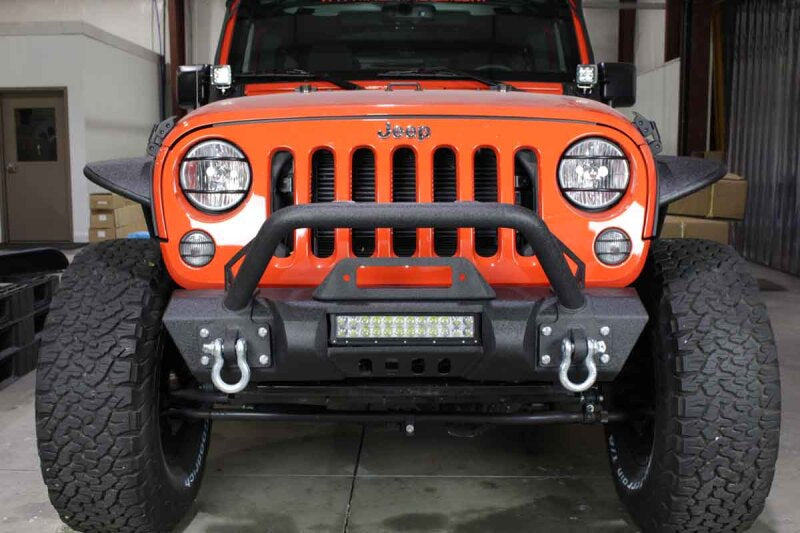 Fishbone Offroad 07-18 Jeep Wrangler JK Frnt Stubby Winch Bumper W/Tube Guard - Blk Txtrd Pwdrcoated FB22004 FB22004 Photo - lifestyle view