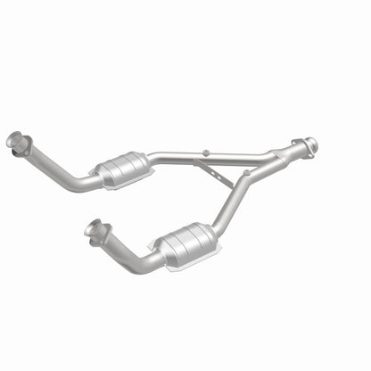 MagnaFlow Ford Mustang Standard Grade Federal / EPA Compliant Direct-Fit Catalytic Converter 23340 360 Degree Image Set