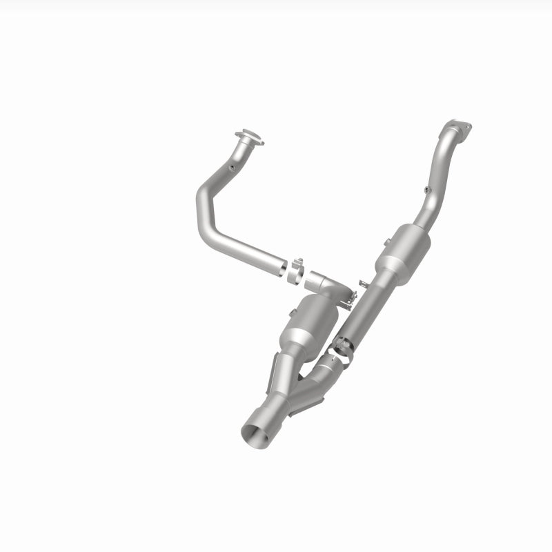 Magnaflow 14-18 2500 V8 6.4 OEM Underbody Direct Fit Converter 21-513 21-513 360 Degree Image Set