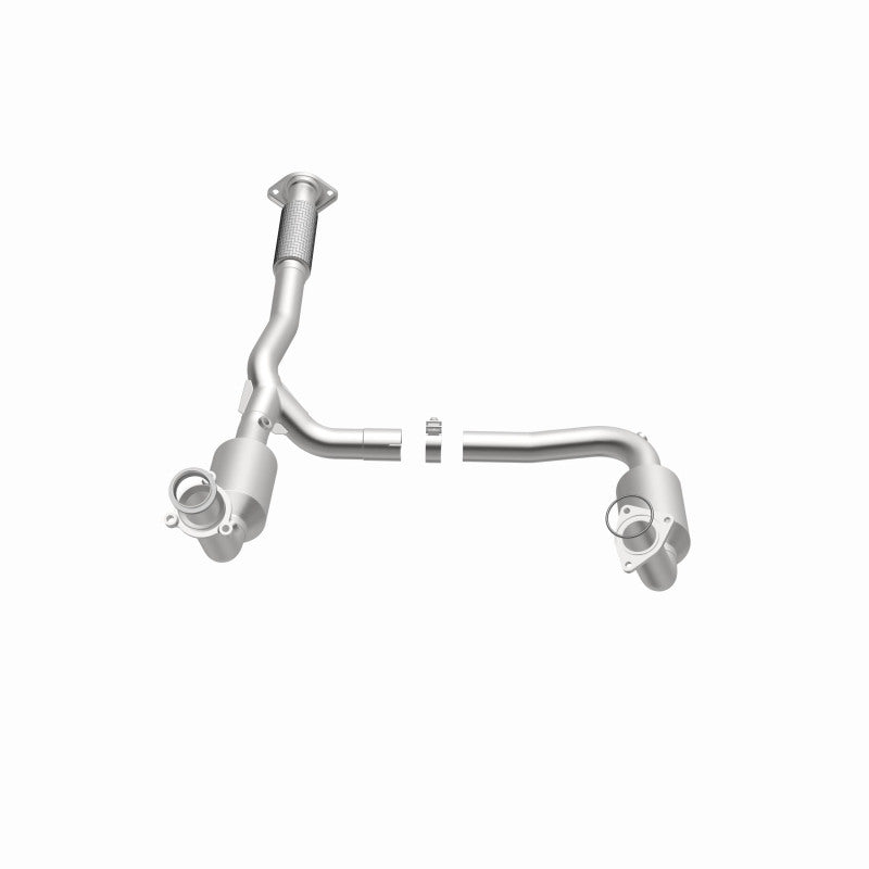 MagnaFlow California Grade CARB Compliant Direct-Fit Catalytic Converter 4451172 360 Degree Image Set