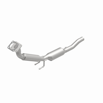 MagnaFlow Volkswagen California Grade CARB Compliant Direct-Fit Catalytic Converter 5461526 360 Degree Image Set