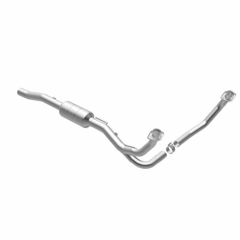 MagnaFlow Dodge Durango HM Grade Federal / EPA Compliant Direct-Fit Catalytic Converter 93216 360 Degree Image Set