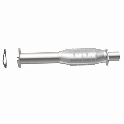 MagnaFlow Standard Grade Federal / EPA Compliant Direct-Fit Catalytic Converter 93483 360 Degree Image Set