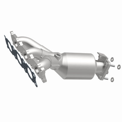 MagnaFlow Volvo XC90 OEM Grade Federal / EPA Compliant Manifold Catalytic Converter 22-174 360 Degree Image Set