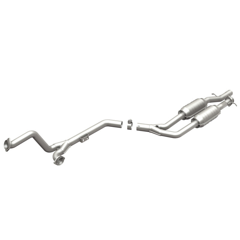 MagnaFlow Mercedes-Benz 500E Standard Grade Federal / EPA Compliant Direct-Fit Catalytic Converter 23581 Photo - Primary