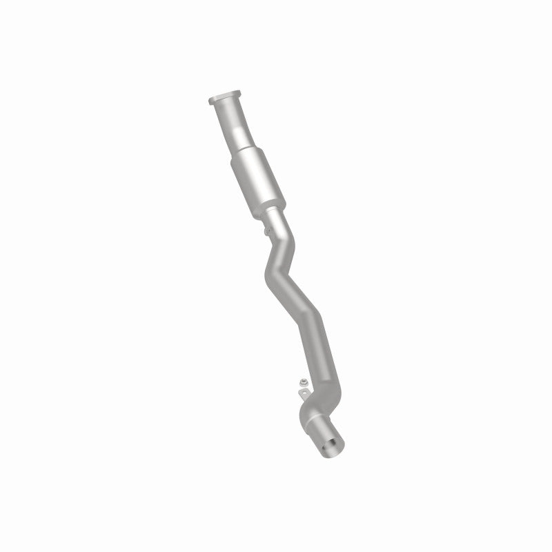 MagnaFlow OEM Grade Federal / EPA Compliant Direct-Fit Catalytic Converter 21-539 360 Degree Image Set
