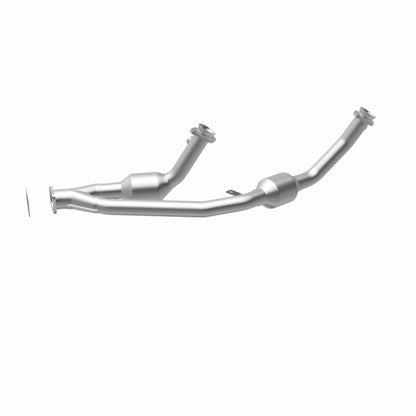 MagnaFlow Standard Grade Federal / EPA Compliant Direct-Fit Catalytic Converter 23354 360 Degree Image Set