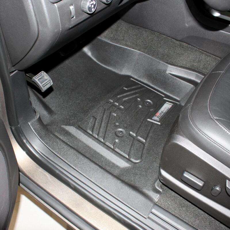 Westin 2015-2018 Chevrolet/GMC Colorado/Canyon Ext/Crew Cab Wade Sure-Fit Floor Liners Front - Black 72-110074 72-110074 Photo - lifestyle view
