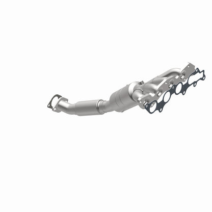 MagnaFlow Ford Focus California Grade CARB Compliant Manifold Catalytic Converter 5531139 360 Degree Image Set