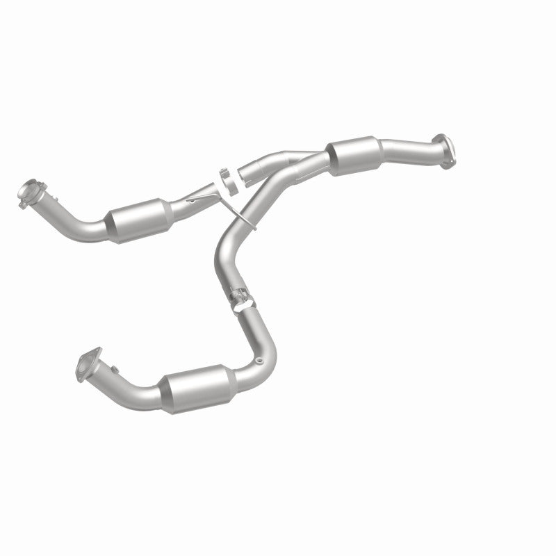 MagnaFlow California Grade CARB Compliant Direct-Fit Catalytic Converter 5582812 360 Degree Image Set
