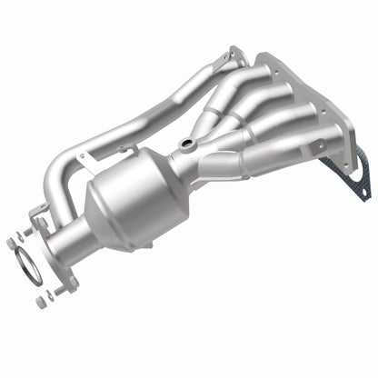 Magnaflow 18-19 Toyota Camry 2.5L Direct-Fit Catalytic Converter 22-258 22-258 360 Degree Image Set