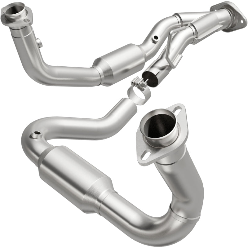 MagnaFlow Jeep Grand Cherokee California Grade CARB Compliant Direct-Fit Catalytic Converter 5451686 Photo - Primary