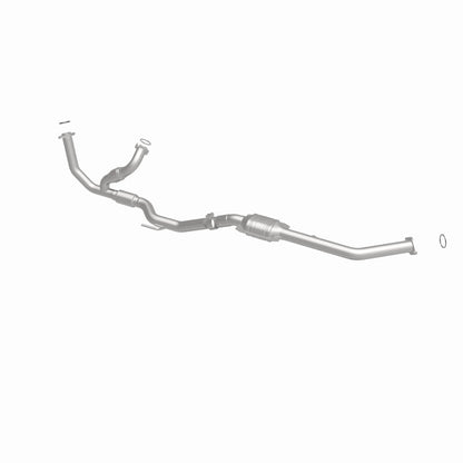MagnaFlow Toyota Sienna HM Grade Federal / EPA Compliant Direct-Fit Catalytic Converter 23751 360 Degree Image Set