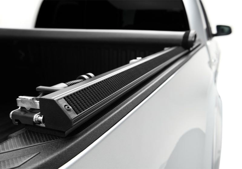 Truxedo TruXport 16-19 Toyota Tacoma 5' Bed 256001 Photo - Close Up