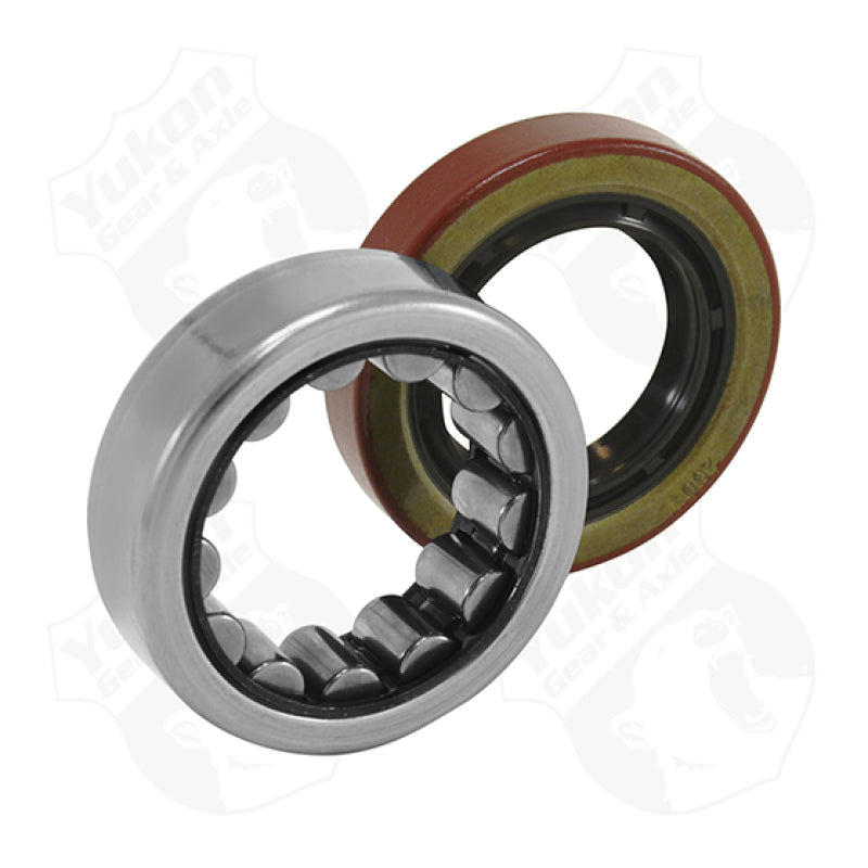 Yukon Gear & Axle Yukon Gear R1563TAV Axle Bearing and Seal Kit / Torringtonbrand / 2.250in OD / 1.400in ID AK 1563 AK 1563 Photo - Primary