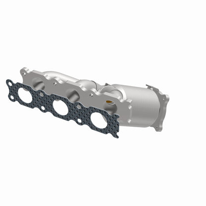 MagnaFlow Land Rover LR2 OEM Grade Federal / EPA Compliant Manifold Catalytic Converter 52167 360 Degree Image Set