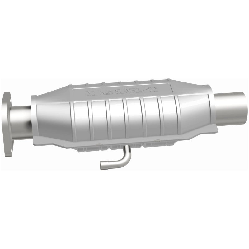MagnaFlow Nissan D21 Standard Grade Federal / EPA Compliant Direct-Fit Catalytic Converter 23617 Photo - out of package