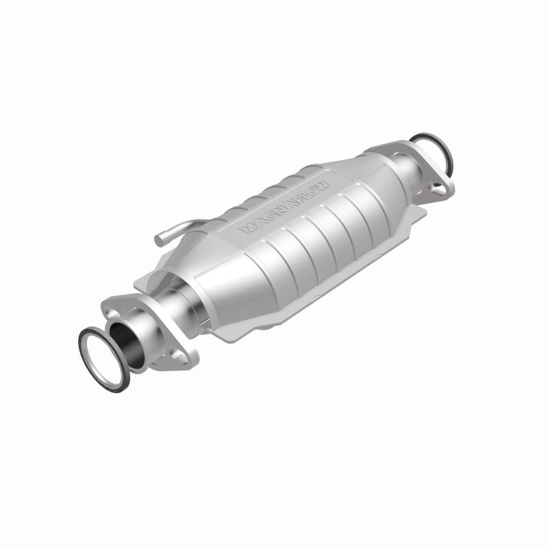 MagnaFlow California Grade CARB Compliant Direct-Fit Catalytic Converter 3322893 360 Degree Image Set