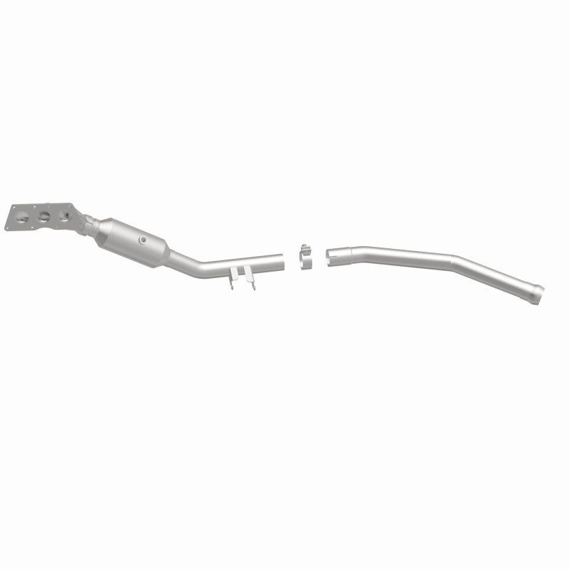 MagnaFlow Mercedes-Benz OEM Grade Federal / EPA Compliant Manifold Catalytic Converter 22-067 360 Degree Image Set