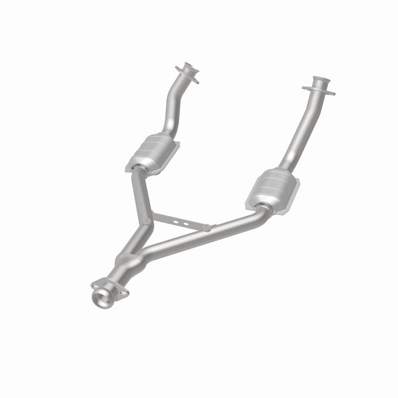 MagnaFlow Ford Mustang Standard Grade Federal / EPA Compliant Direct-Fit Catalytic Converter 23340 360 Degree Image Set