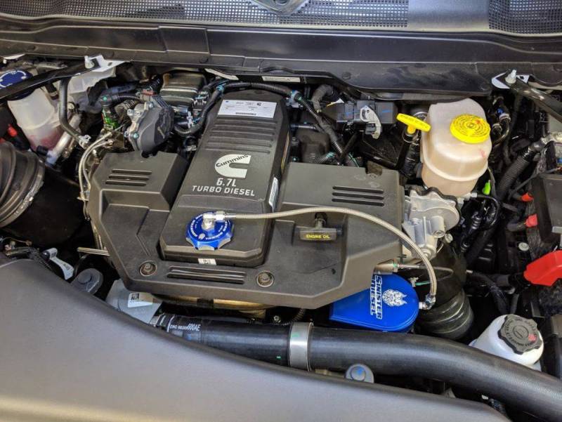 Sinister Diesel 19-20 Dodge Cummins 6.7L Bypass Oil Filter System SD-EOF-6.7C-19 SD-EOF-6.7C-19 User 2