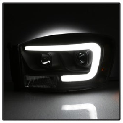 Spyder Dodge Ram 1500 06-08 V2 Projector Headlights - Light Bar DRL - Black (PRO-YD-DR06V2-LB-BK) 5085306 5085306 Photo - Unmounted