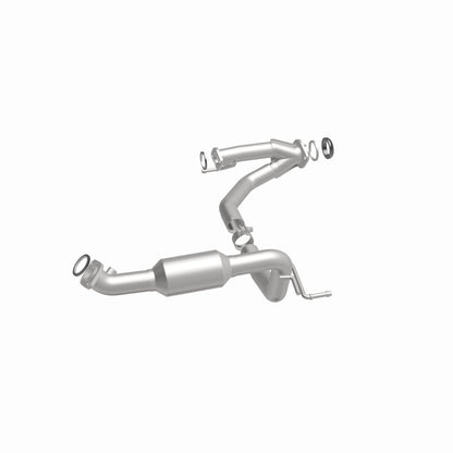 MagnaFlow Toyota Tacoma OEM Grade Federal / EPA Compliant Direct-Fit Catalytic Converter 52562 360 Degree Image Set