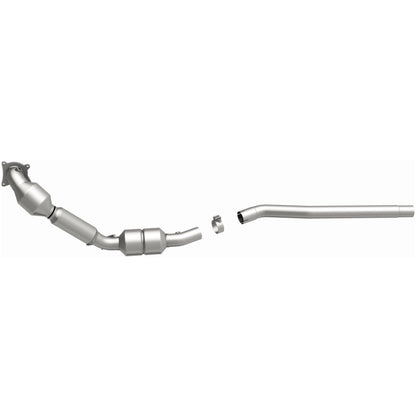 MagnaFlow Volkswagen Passat OEM Grade Federal / EPA Compliant Direct-Fit Catalytic Converter 51361 Photo - out of package