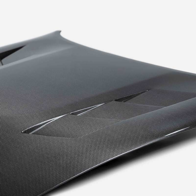 Seibon 2023 Nissan Z Carbon Fiber Hood HD22NSZ-TS User 1