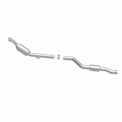 MagnaFlow Mercedes-Benz OEM Grade Federal / EPA Compliant Direct-Fit Catalytic Converter 21-570 360 Degree Image Set