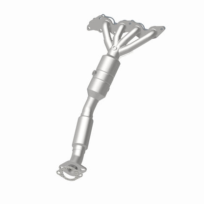 MagnaFlow Ford Focus OEM Grade Federal / EPA Compliant Manifold Catalytic Converter 49139 360 Degree Image Set